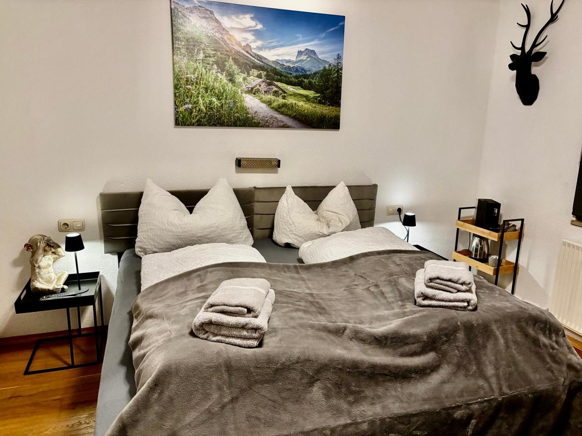 Lechtaler Alpenblick Landeck - Privatzimmer & Ferienwohnung المظهر الخارجي الصورة