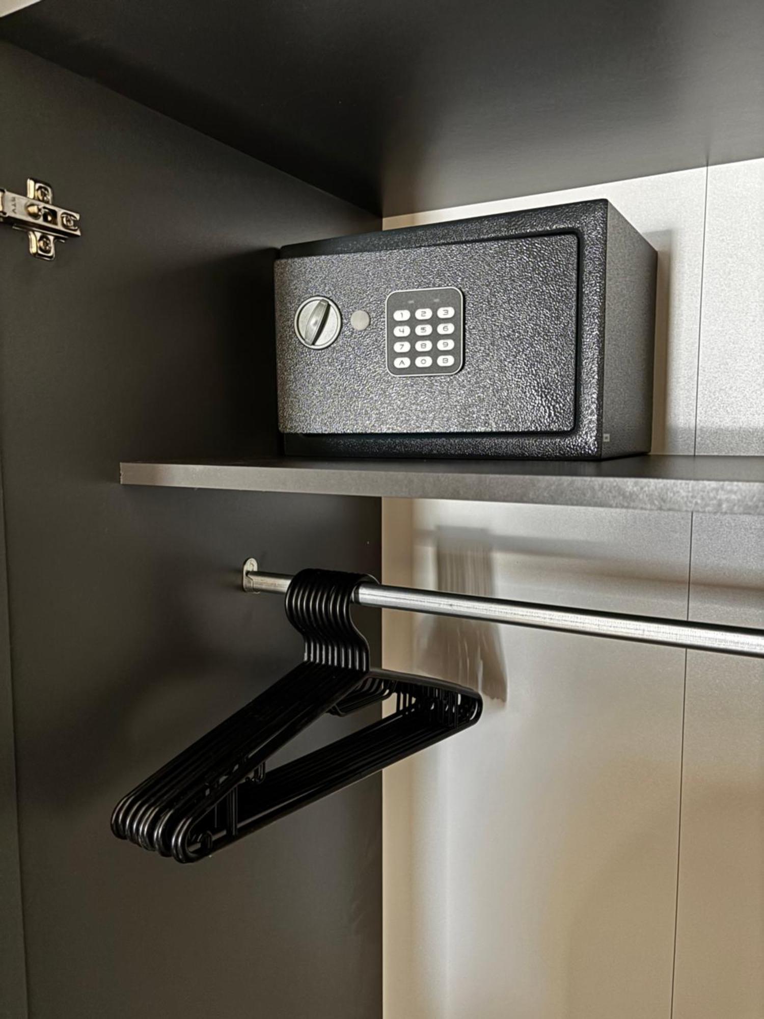 Lechtaler Alpenblick Landeck - Privatzimmer & Ferienwohnung المظهر الخارجي الصورة